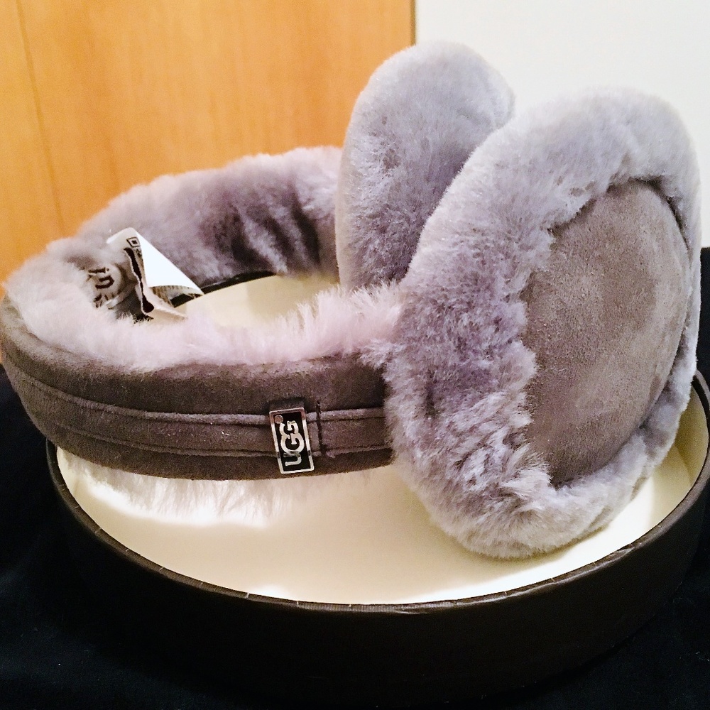 Ugg Classic Tech Earmuff